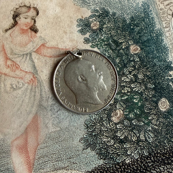 Victorian Sid Love Token Charm