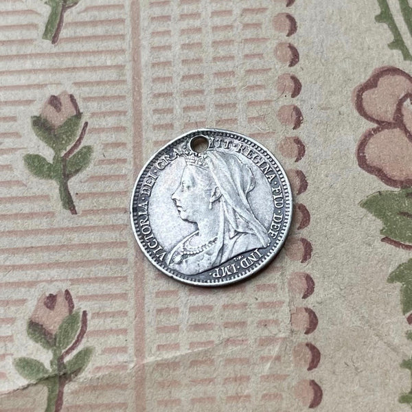 Victorian EWW Love Token Charm