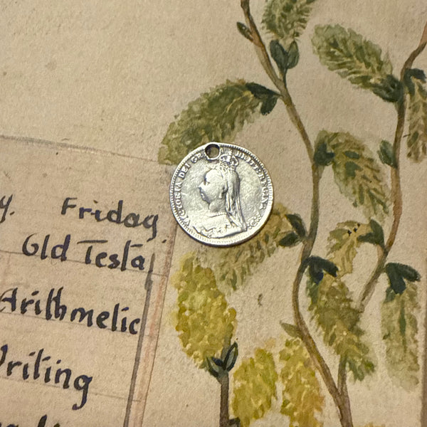 Victorian Alice Love Token Charm