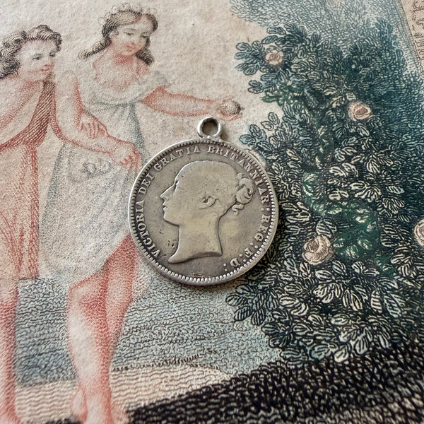 Victorian Lieben Love Token Charm