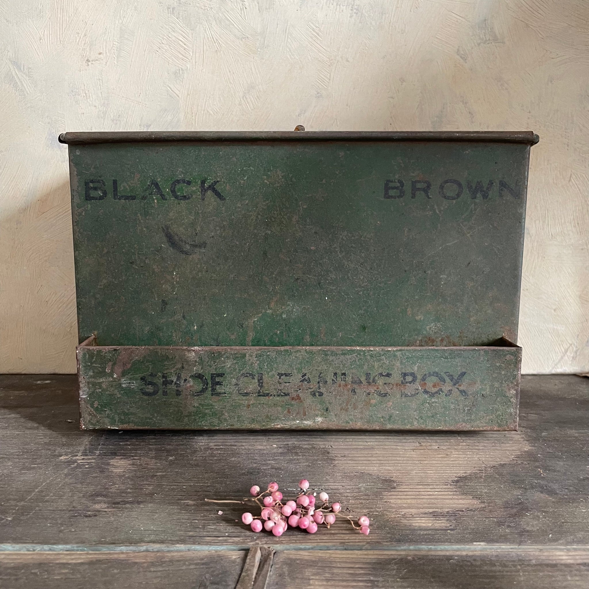 Antique Toleware Shoe Cleaning