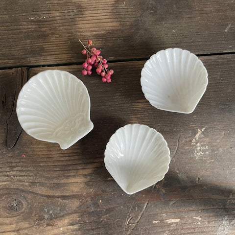 Antique Ceramic Scallop Shell Dish