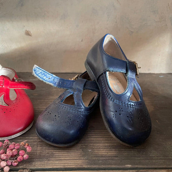 Vintage Childs Shoes