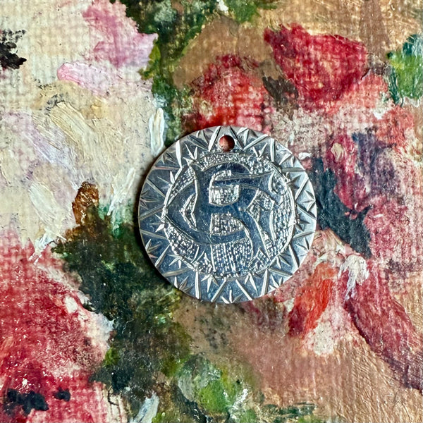 Victorian RG/GR Love Token Charm