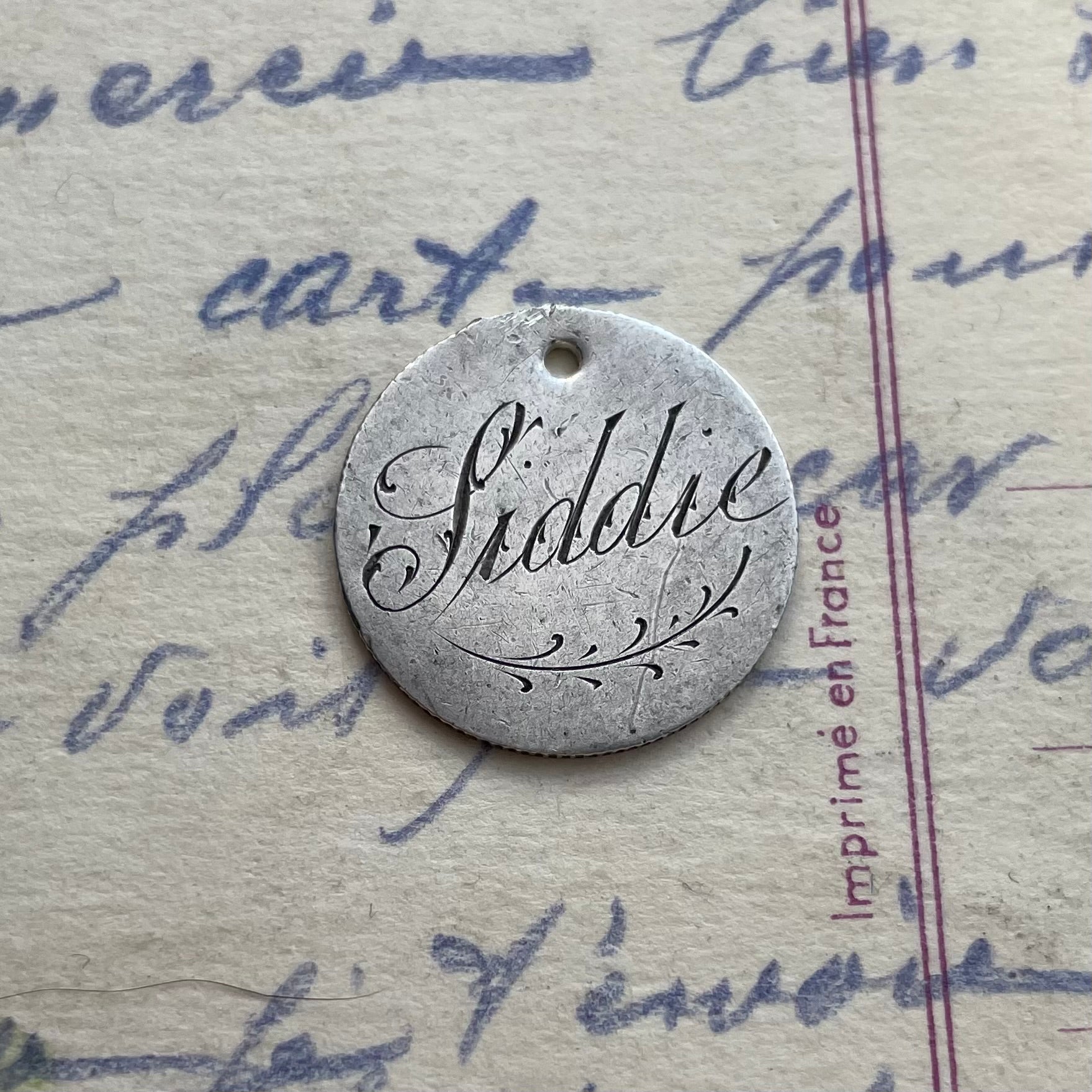 Victorian Siddie Love Token Charm