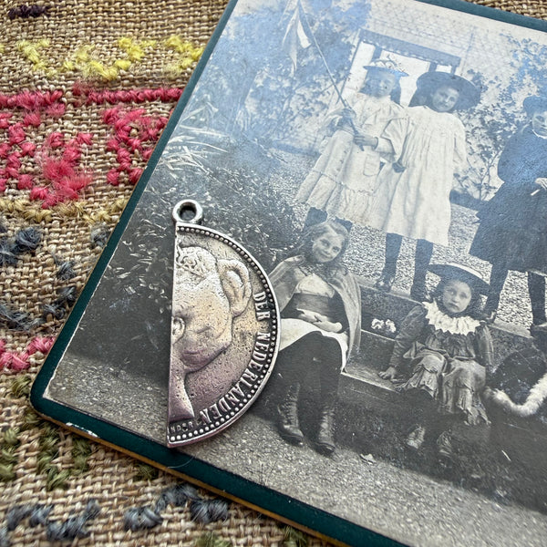 Victorian Mag 1907 Love Token Charm