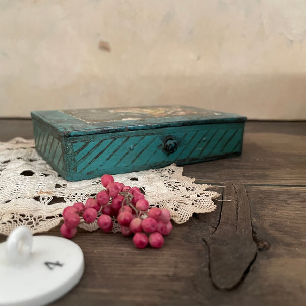 Antique Floral Box