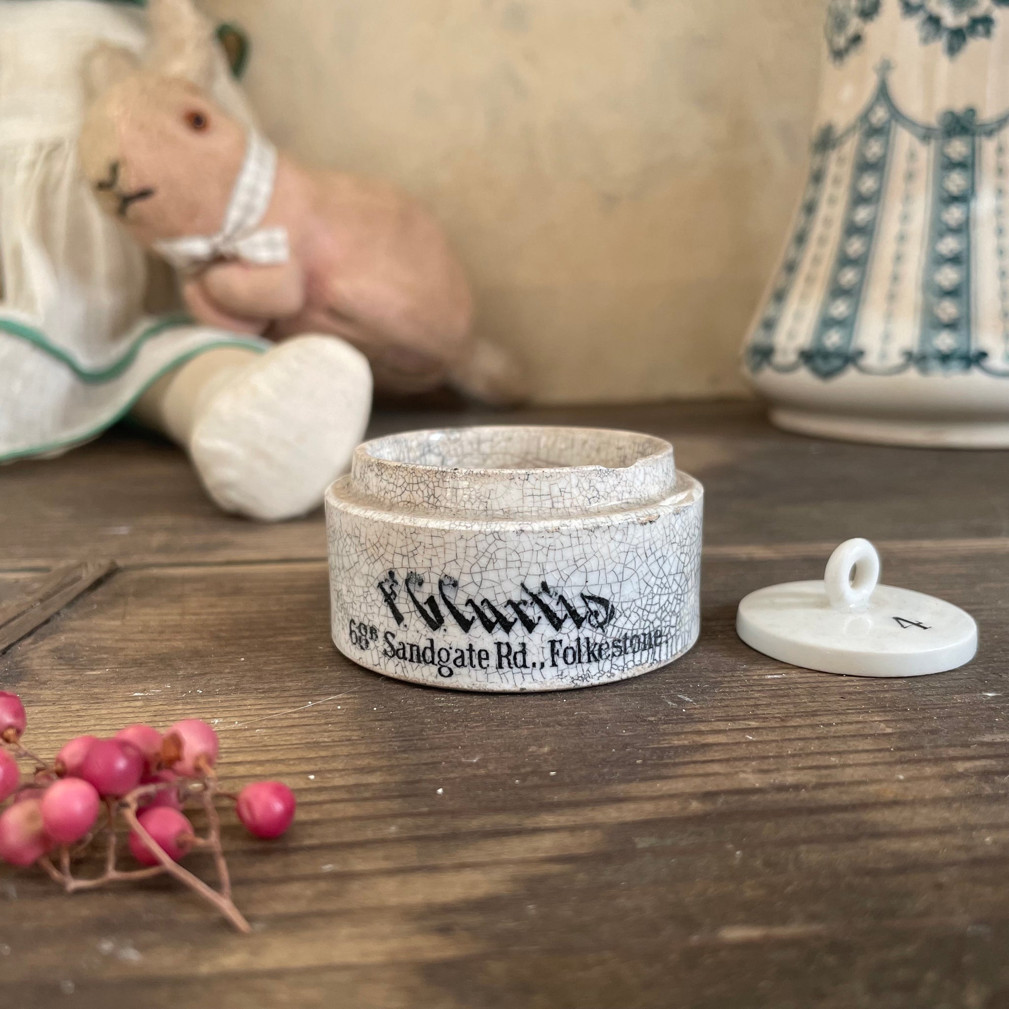 The Chemist – No.4 Vintage