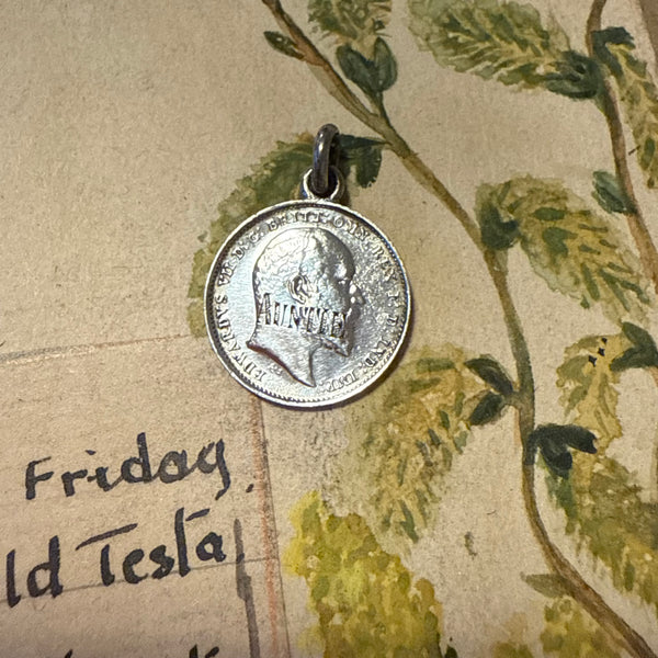 Victorian Auntie Love Token Charm