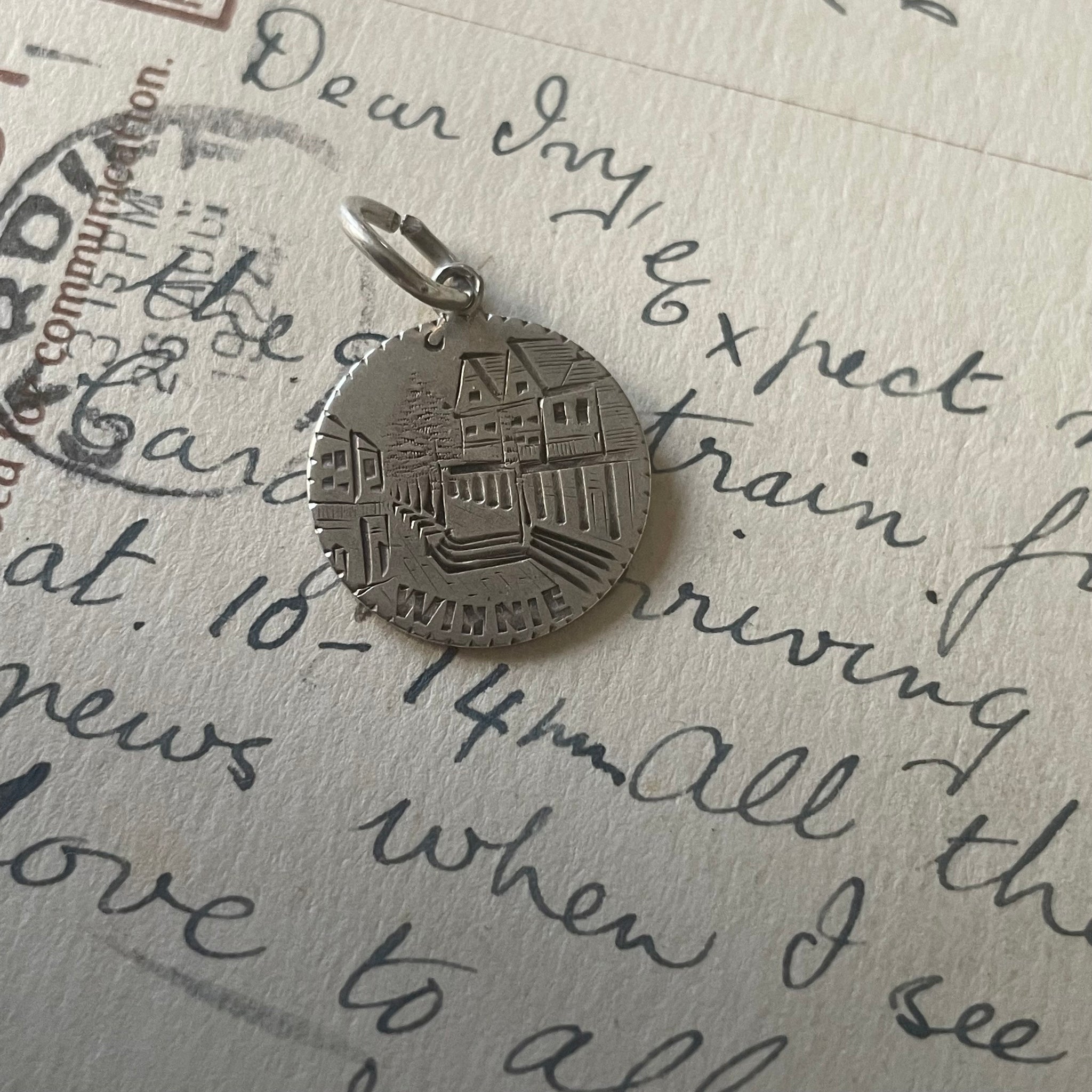 Victorian Winnie Love Token Charm