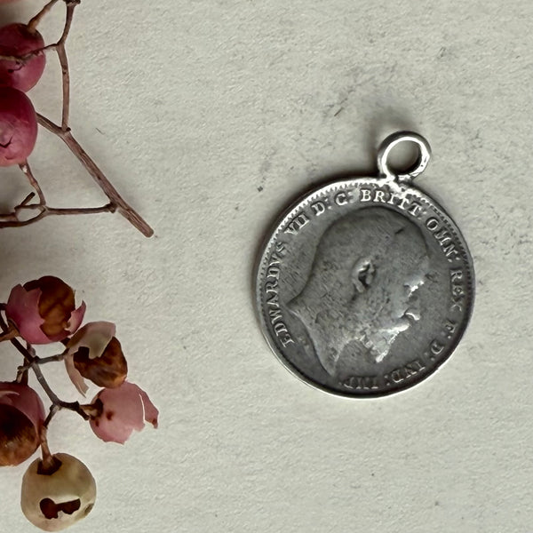 Victorian Jim Love Token Charm