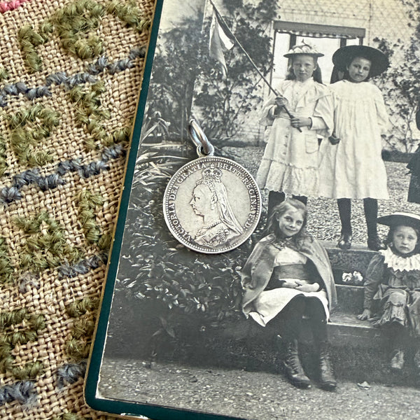 Victorian FW Love Token Charm