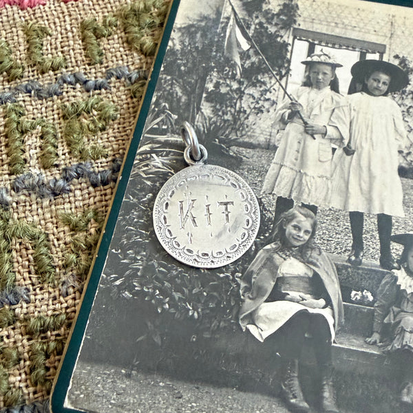 Victorian Kit Love Token Charm