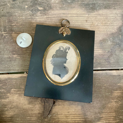 Antique Victorian Silhouette Frame