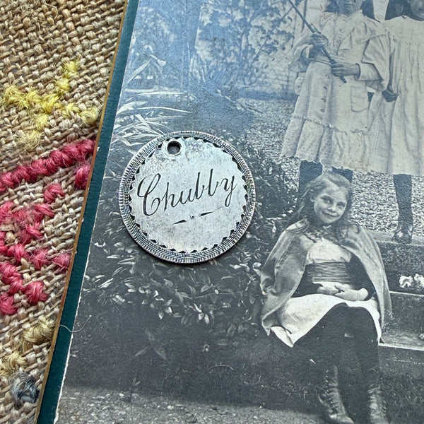 Victorian Chubby Love Token Charm