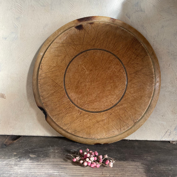 Antique Scallop Edge Bread board