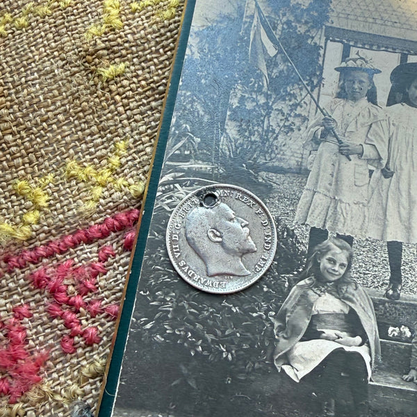 Victorian Jean Love Token Charm