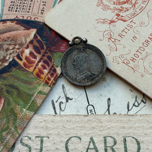 Victorian Emmie Love Token Charm