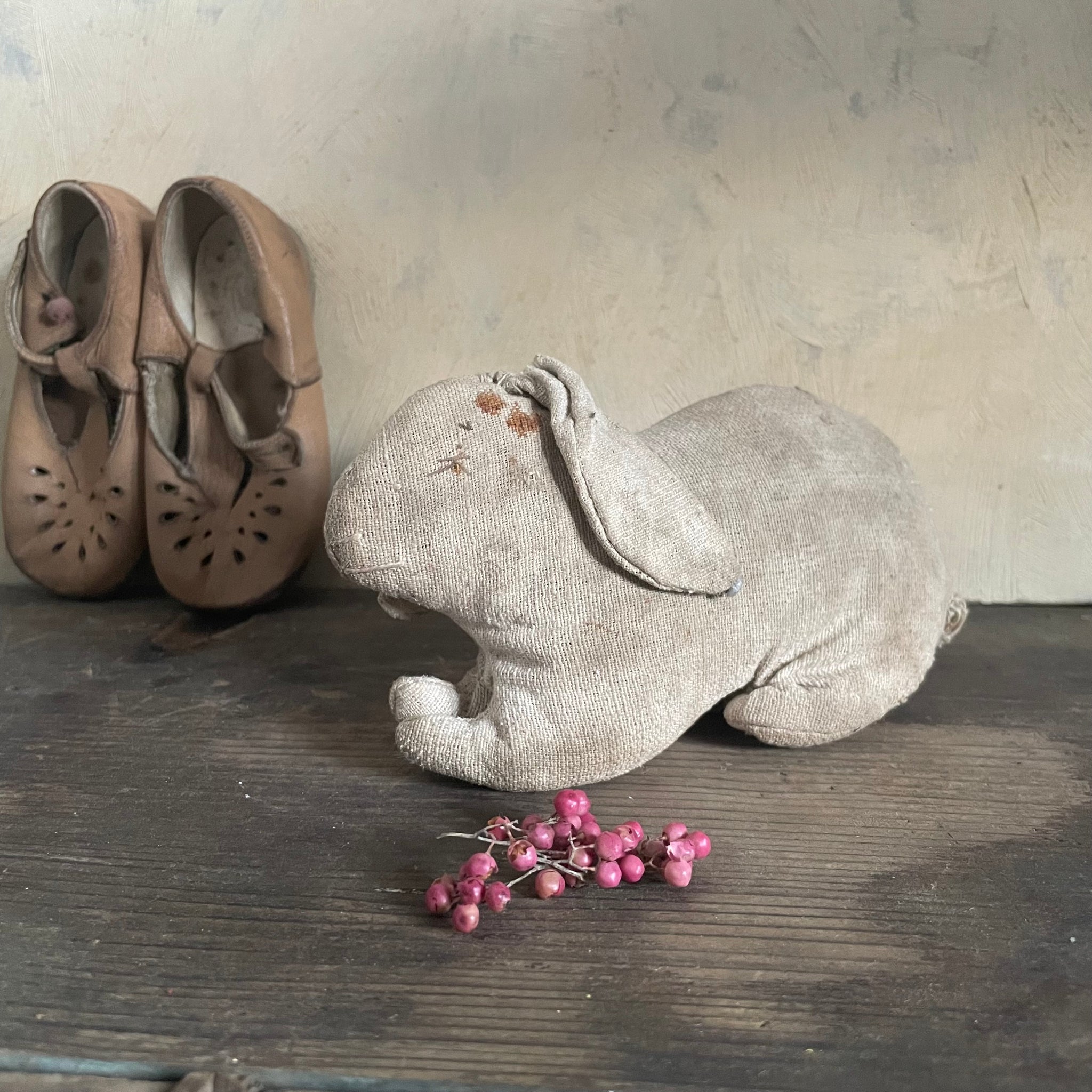 Antique Straw Rabbit