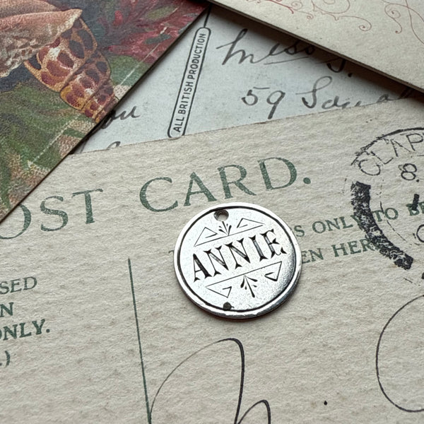 Victorian Annie Love Token Charm