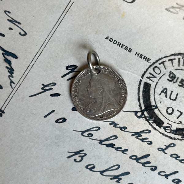 Victorian Pater 30.1.99 Love Token Charm