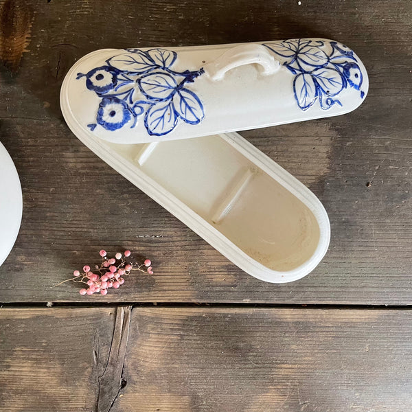 Antique Soap & Toothbrush Dish