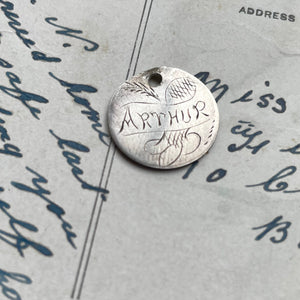 Victorian Arthur Love Token Charm