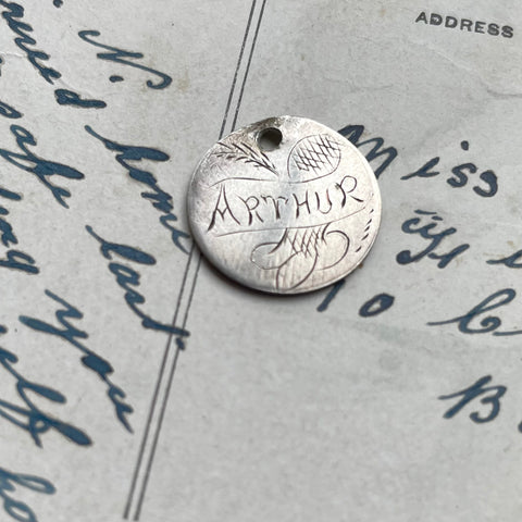 Victorian Arthur Love Token Charm