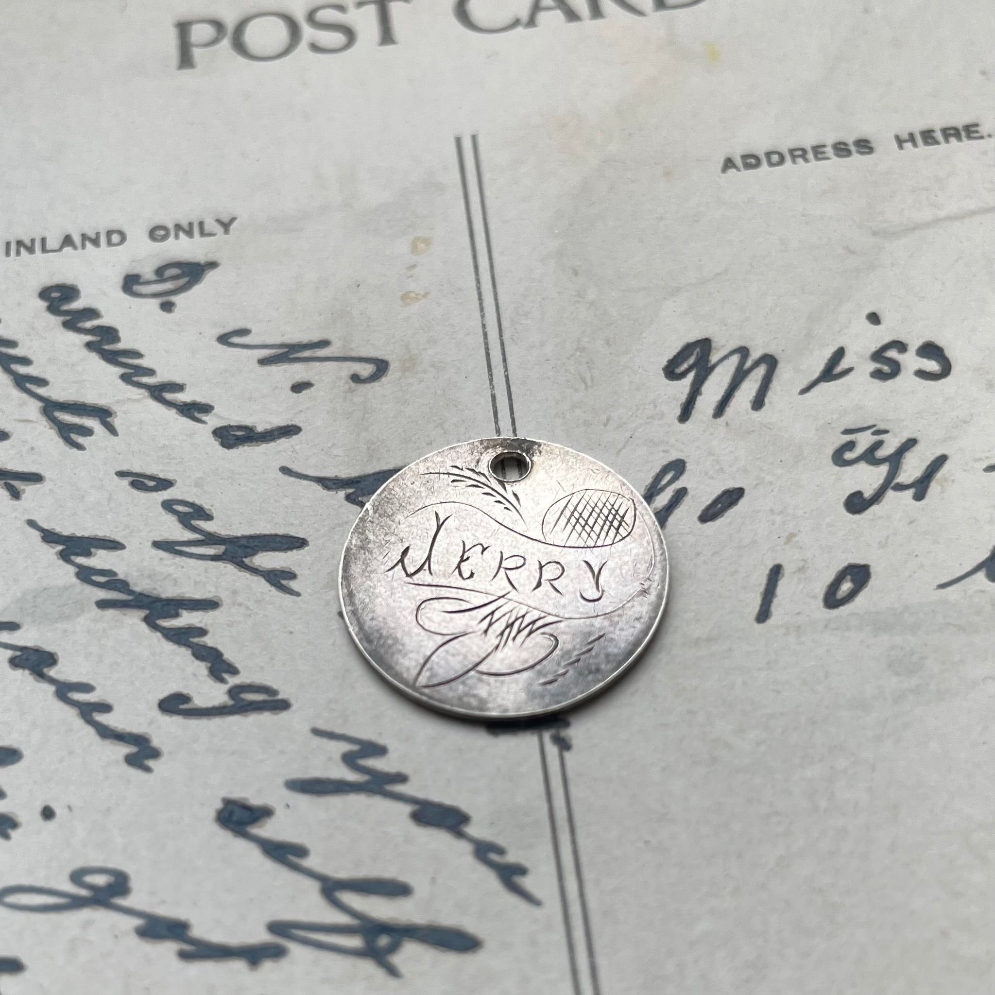 Victorian Jerry Love Token Charm