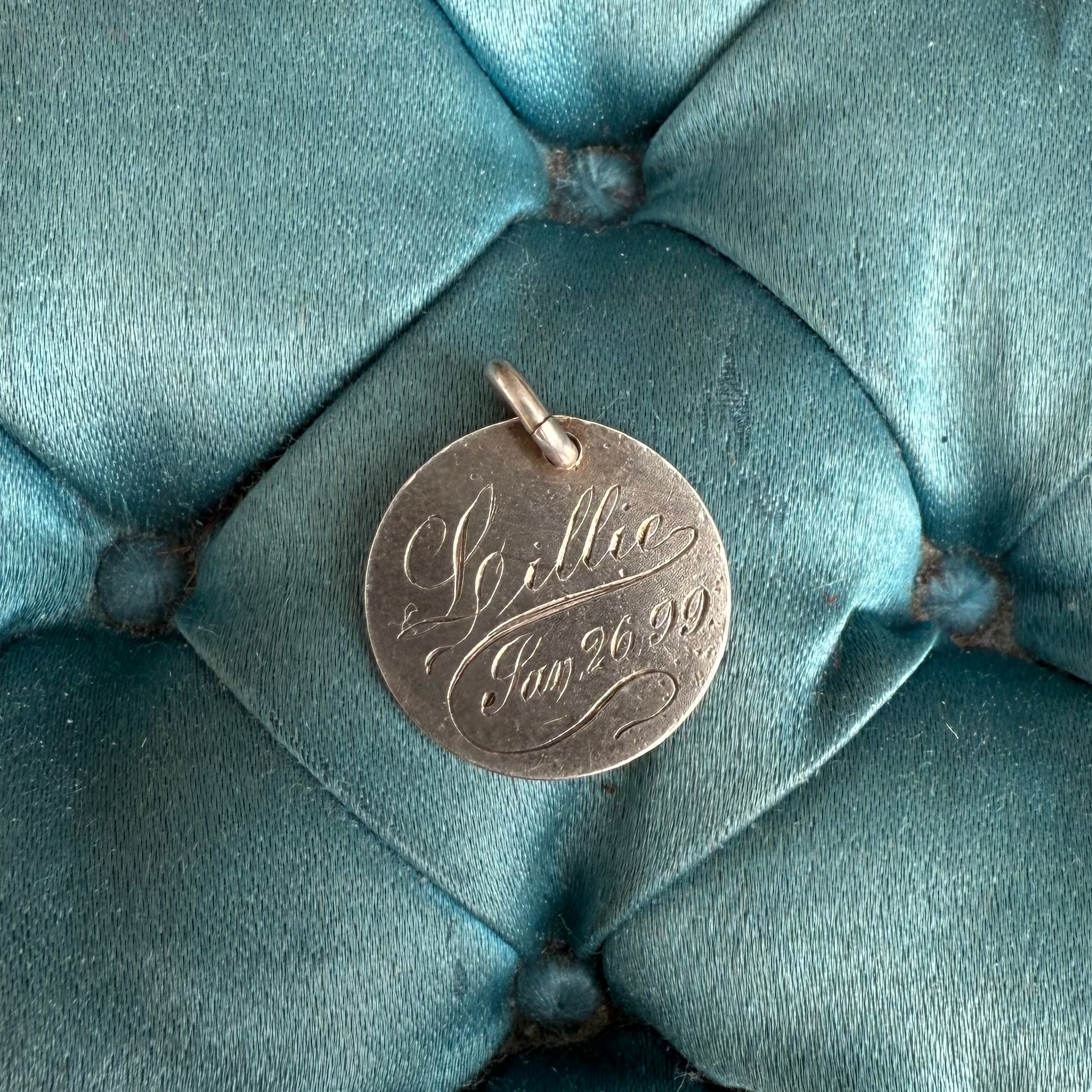 Victorian Lillie Love Token Charm