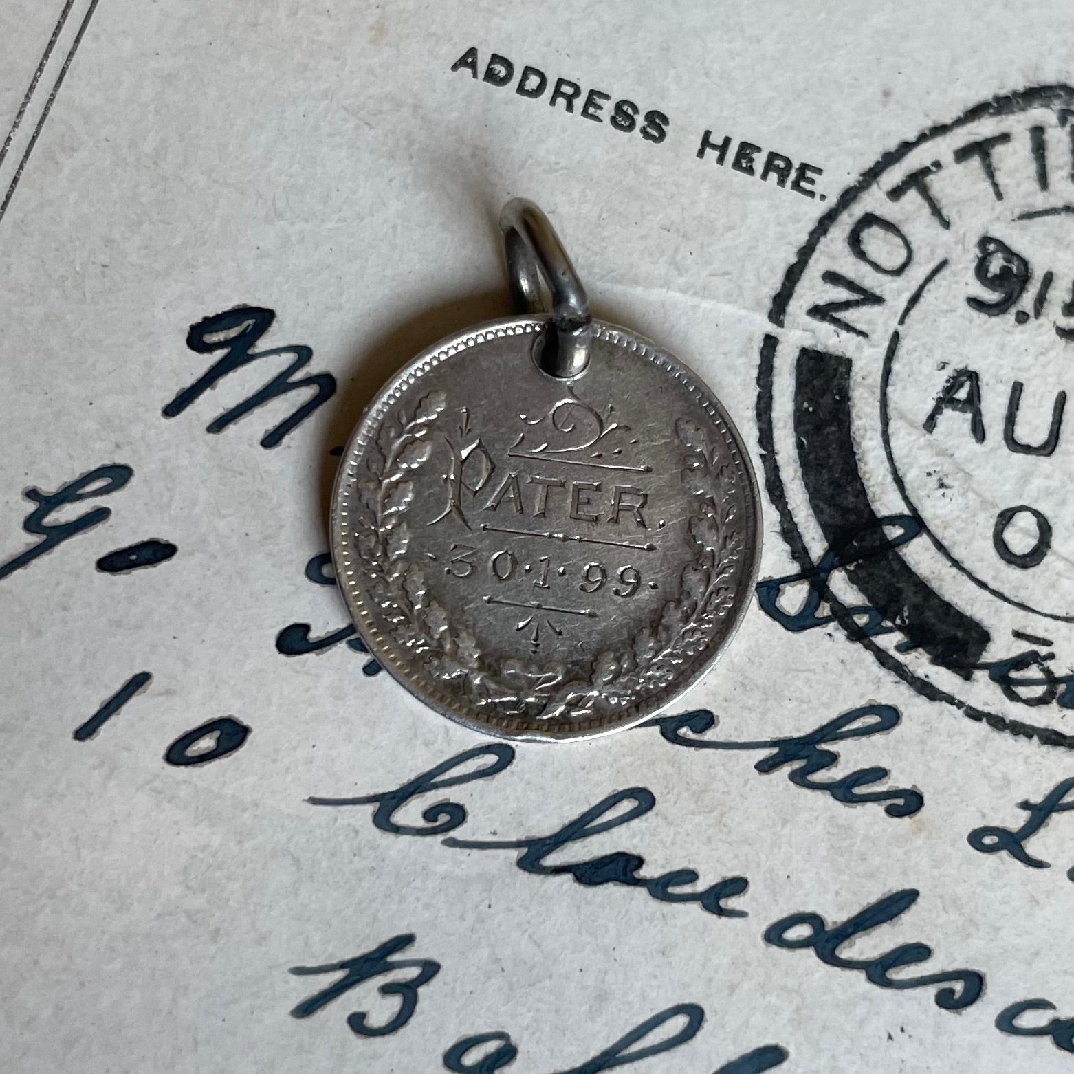 Victorian Pater 30.1.99 Love Token Charm