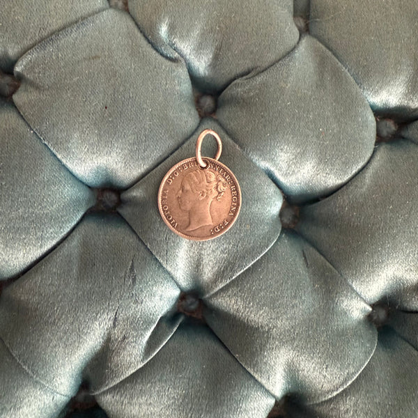 Victorian Beatrice Love Token Charm