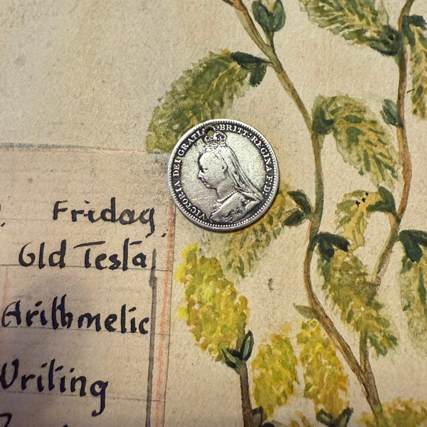 Victorian Leiz Love Token Charm
