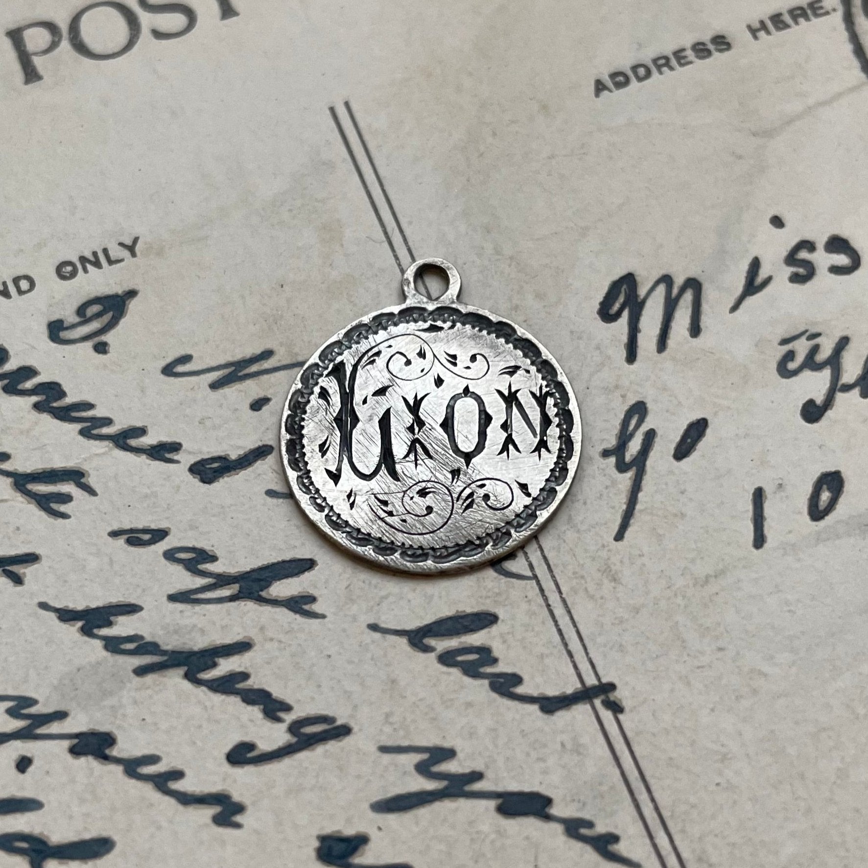 Victorian Lion Love Token Charm
