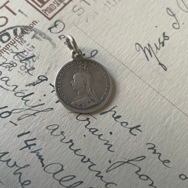 Victorian Uncle Leaf Love Token Charm