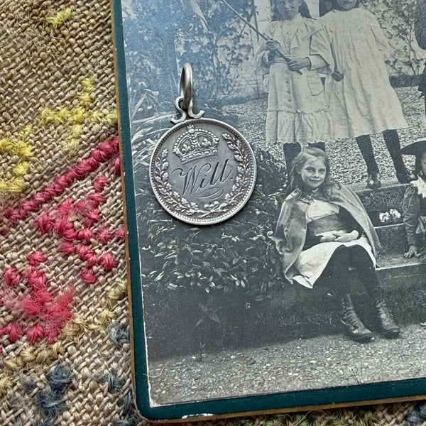 Victorian Will Love Token Charm