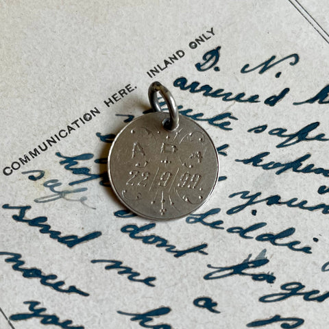 Victorian ADA 22/9/99 Love Token Charm
