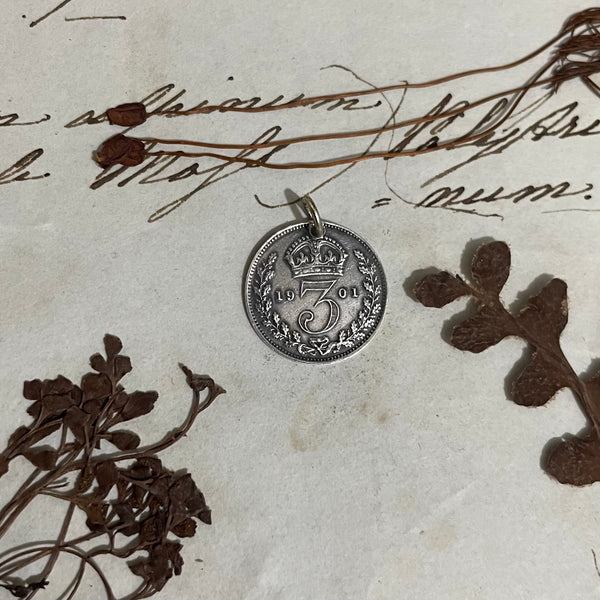 Victorian Thomas Love Token Charm