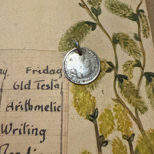 Victorian Bob Love Token Charm