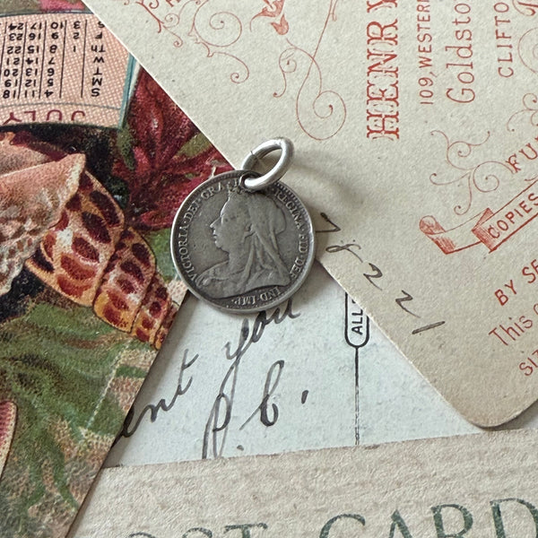 Victorian Teppie Love Token Charm