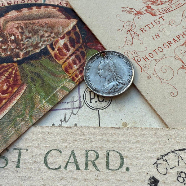 Victorian Eyes Love Token Charm