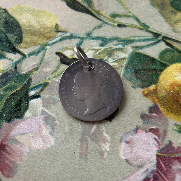 Victorian Ernie Love Token Charm