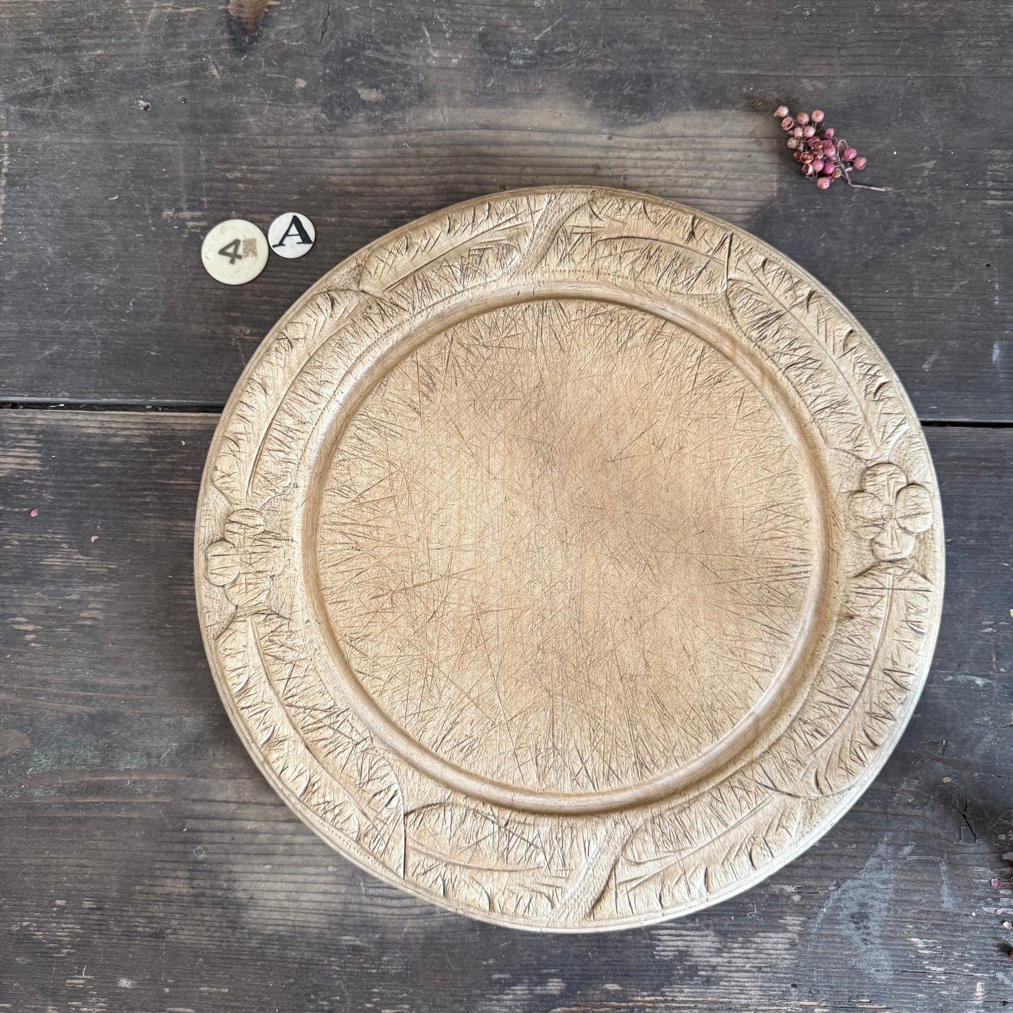 Antique Floral Bread board