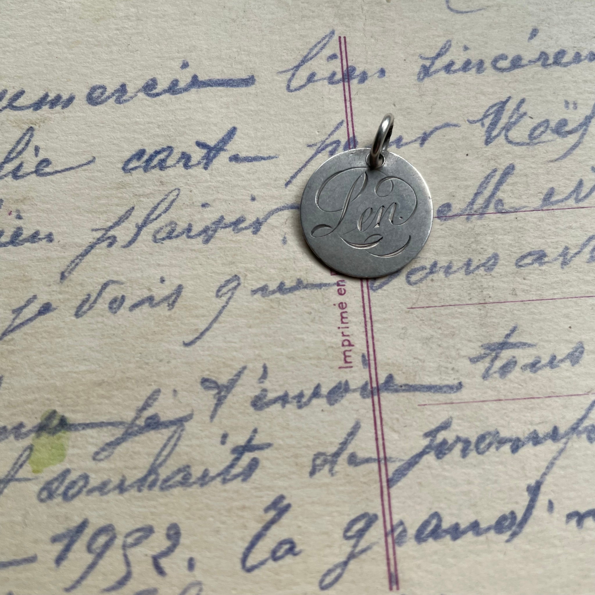 Victorian Len Love Token Charm