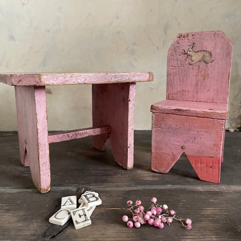 Vintage Pink Rabbit Table & Chair