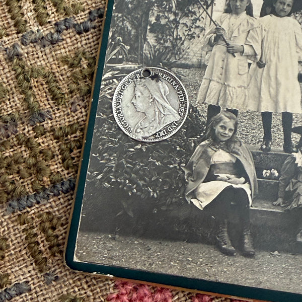 Victorian Ray Love Token Charm