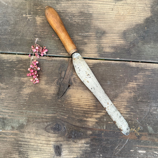 Antique Carved Handle Bread Knife