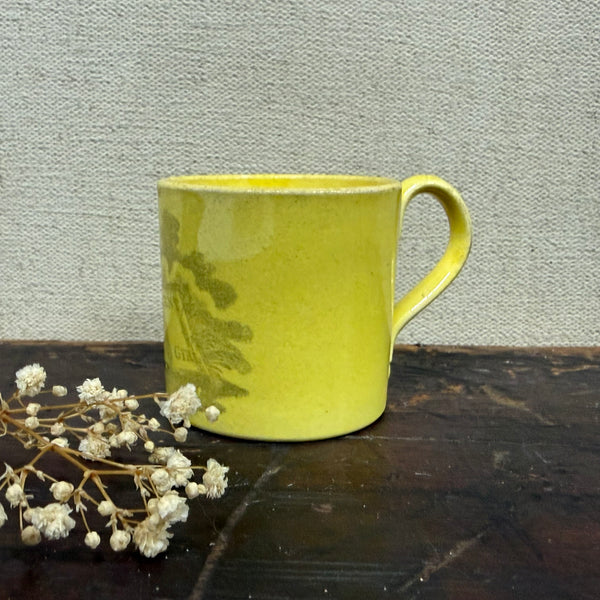 Victorian A Present for A Good Girl Cup