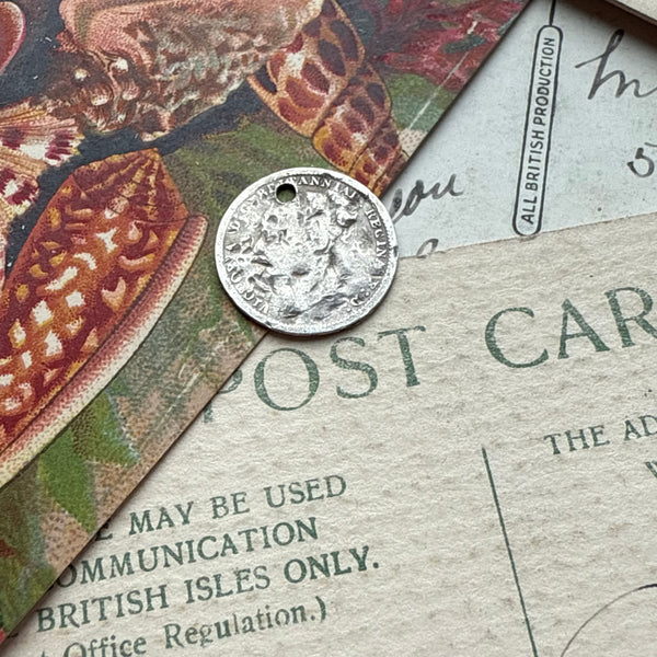 Victorian Ellen Love Token Charm