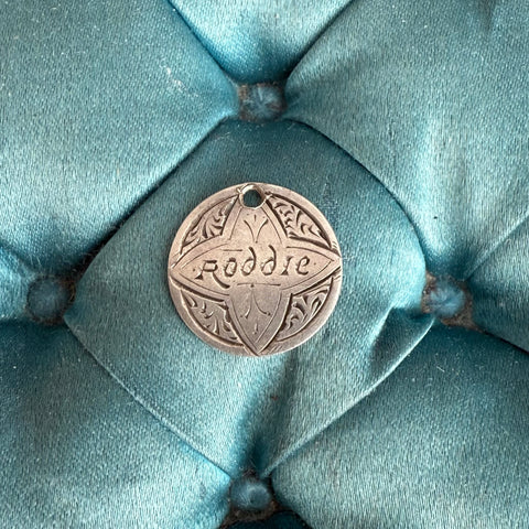 Victorian Roddie Love Token Charm